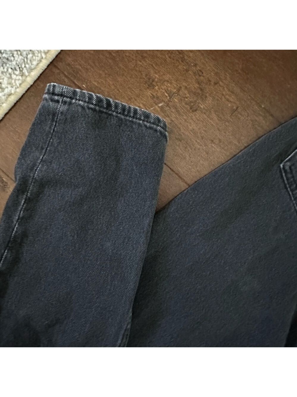 Reformation-black distressed jeans straight leg size 26 - Picture 7 of 12